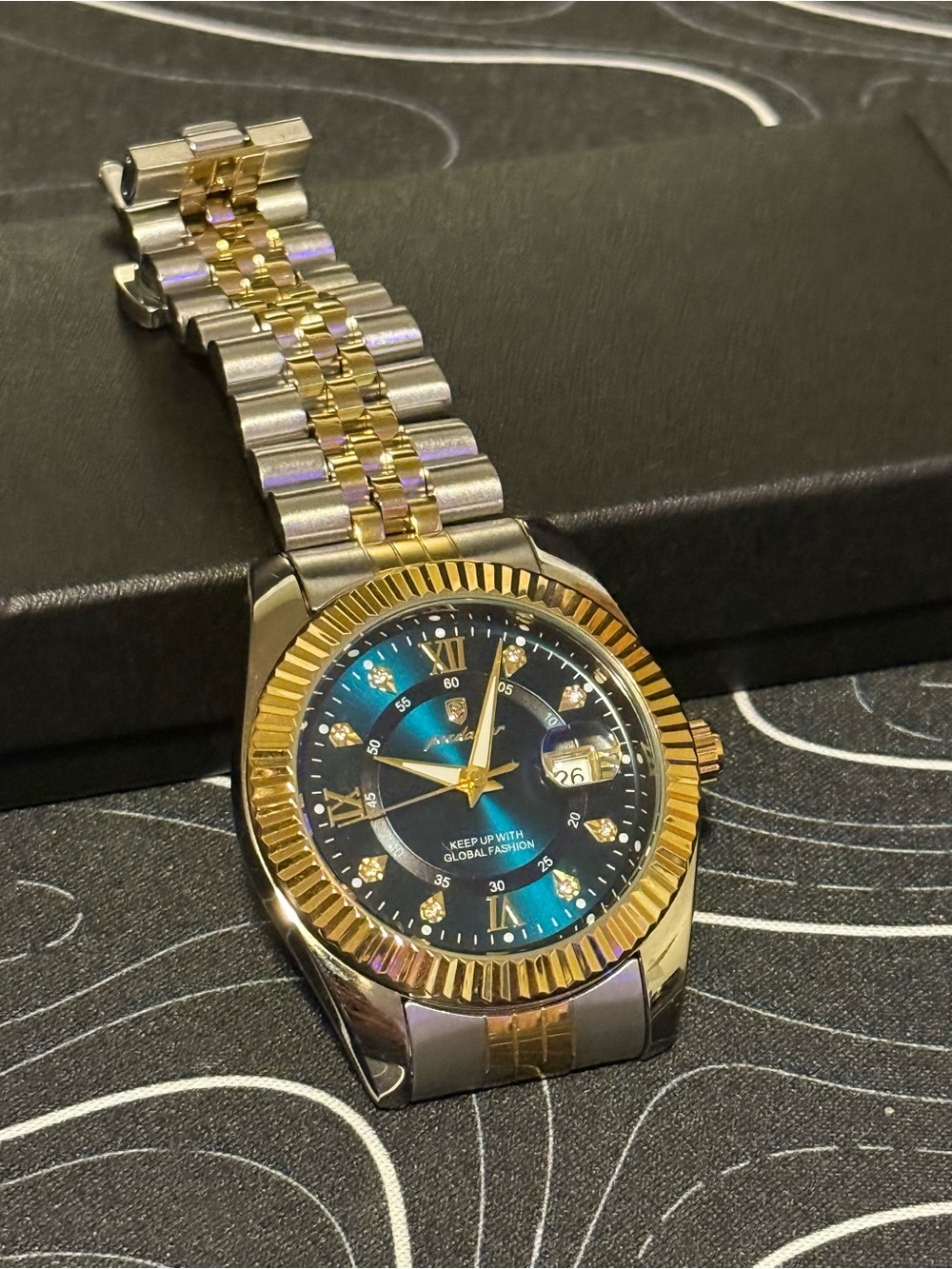 Two-Tone Gold & Silver Men's Wristwatch with Blue Dial